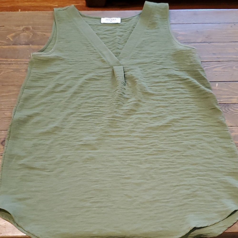 Sleeveless blouse